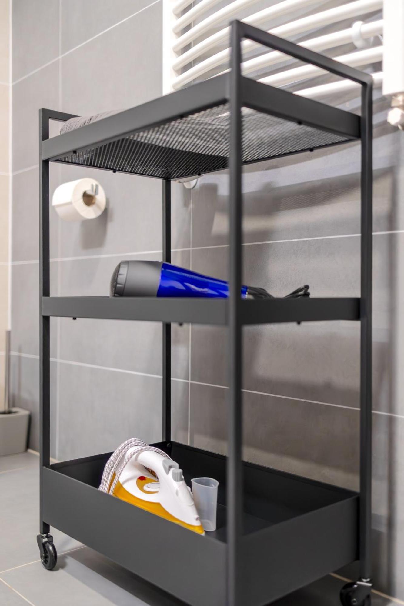 Bright 2Br - 5Th Floor, Balcony, Free Parking By Gravity Pragueアパートメント エクステリア 写真
